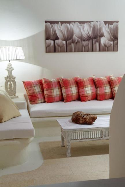 GT Luxury Suites Ornos  Extérieur photo