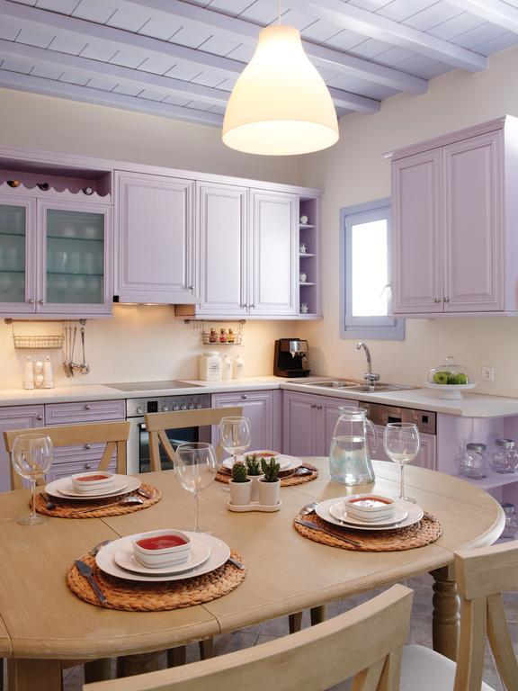 GT Luxury Suites Ornos  Extérieur photo