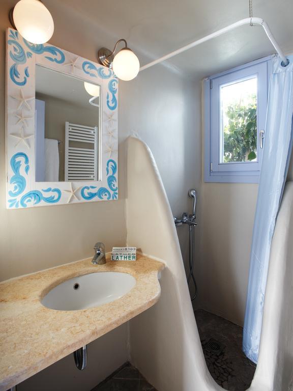 GT Luxury Suites Ornos  Extérieur photo